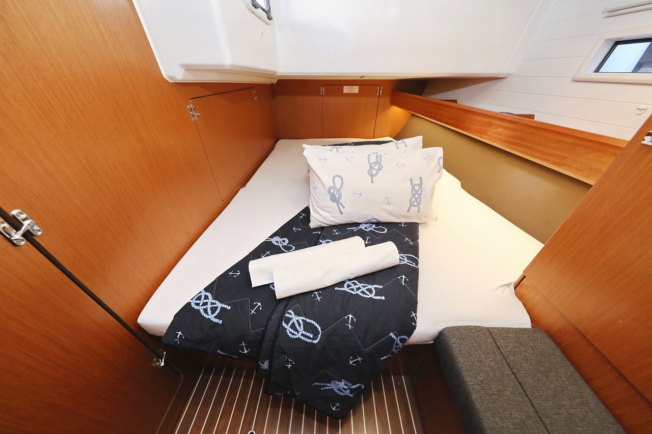 Bavaria Cruiser 46, Neo Star V | Yacht Charter Croatia
