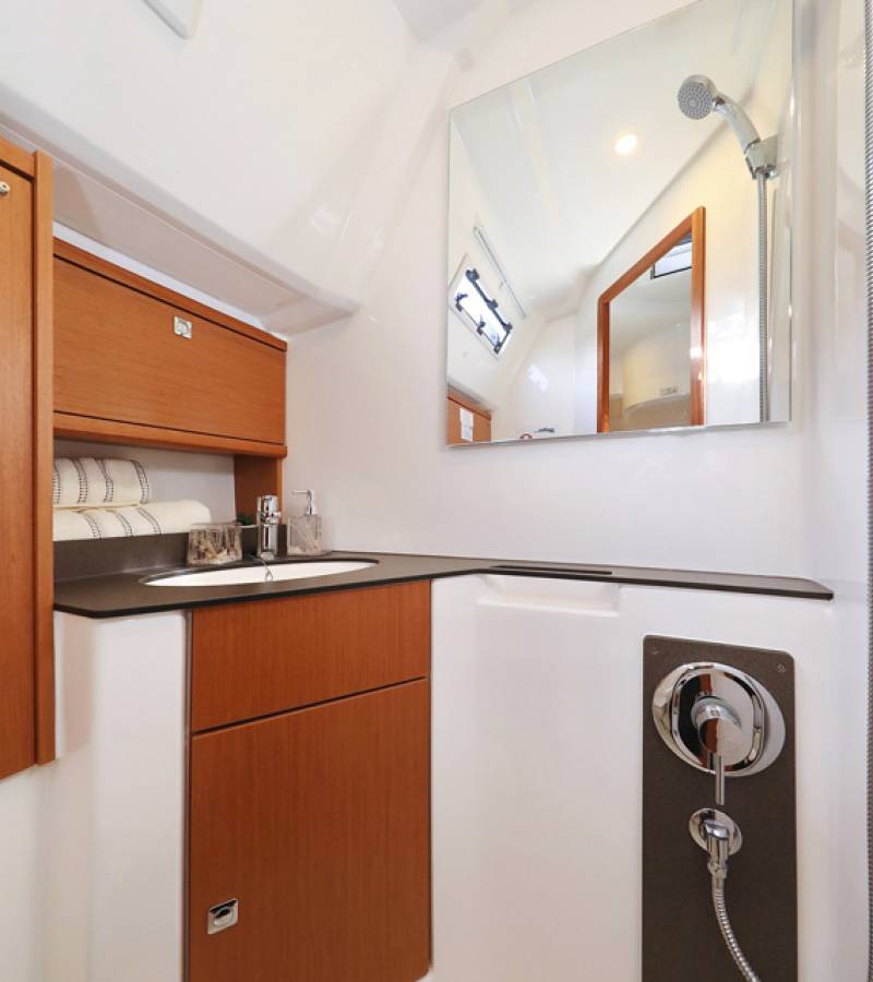 Bavaria Cruiser 46, Neo Star V | Yacht Charter Croatia