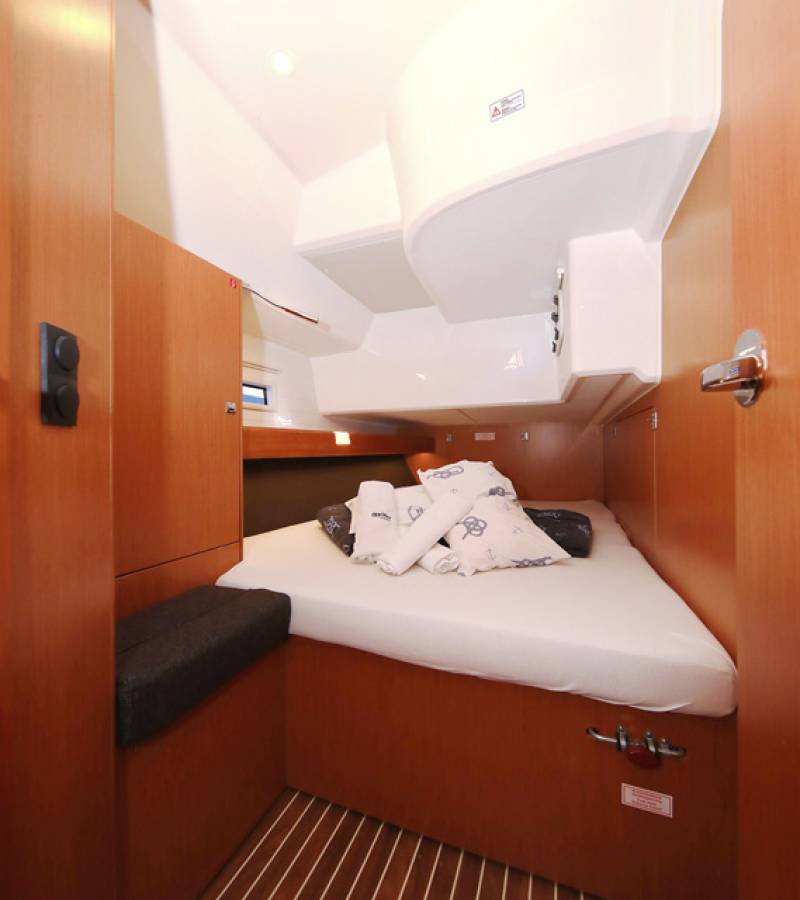Bavaria Cruiser 46, Taurus | Yacht Charter Croatia