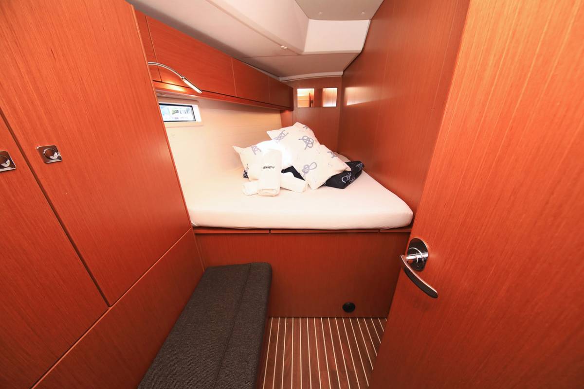Bavaria Cruiser 46, Kneginja | Yacht Charter Croatia