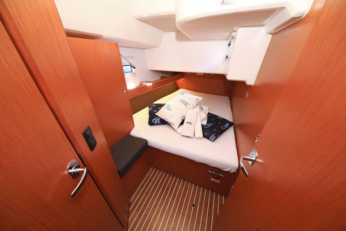 Bavaria Cruiser 46, Kneginja | Yacht Charter Croatia
