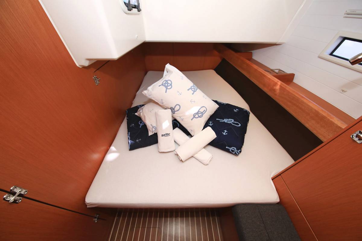 Bavaria Cruiser 46, Kneginja | Yacht Charter Croatia