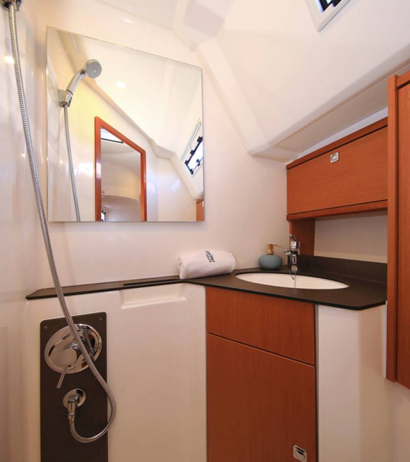 Bavaria Cruiser 46, Kneginja | Yacht Charter Croatia