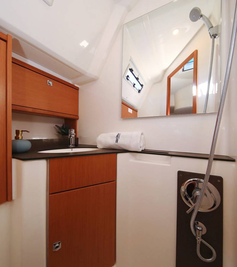 Bavaria Cruiser 46, Kneginja | Yacht Charter Croatia