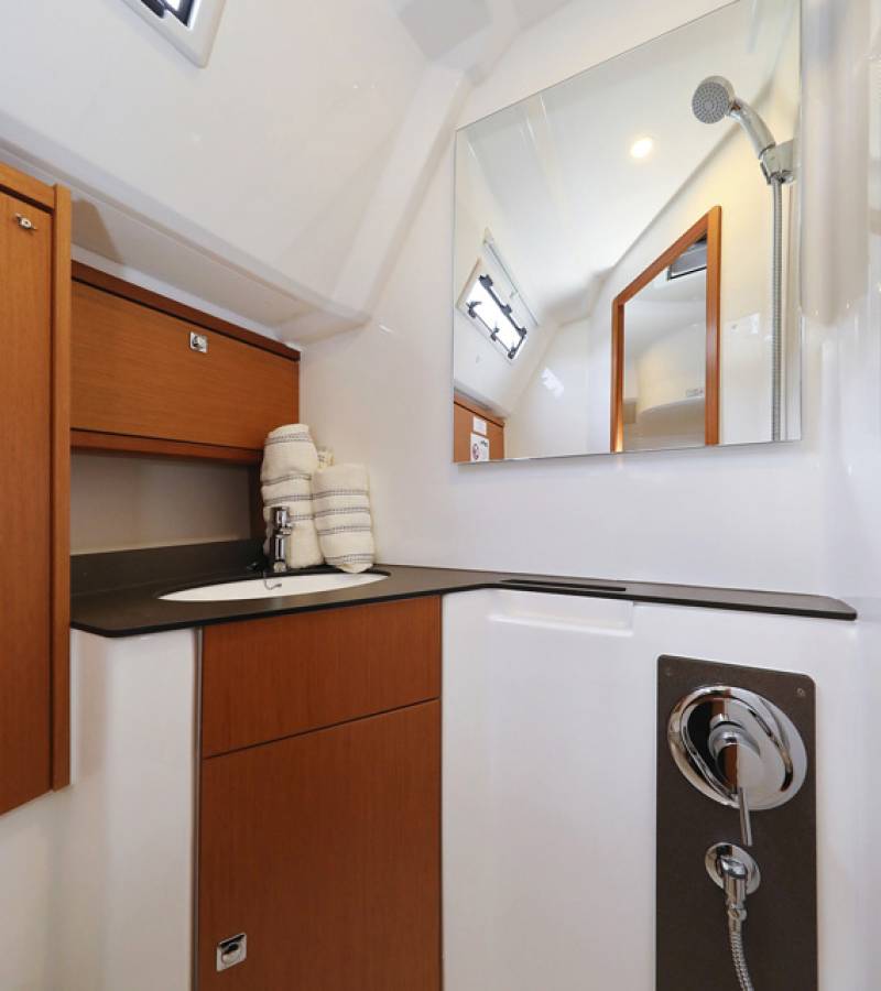 Bavaria Cruiser 46, Bella III | Yacht Charter Croatia