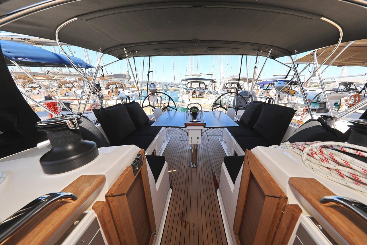 Bavaria Cruiser 46, Evodia 1 | Yacht Charter Croatia