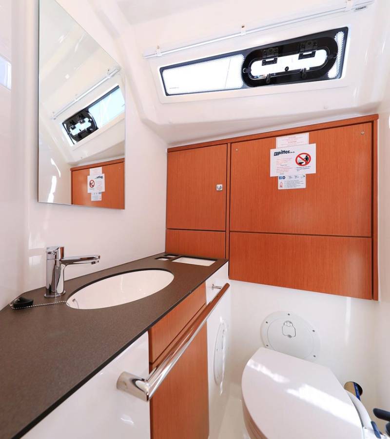 Bavaria Cruiser 46, Evodia 1 | Noleggio di Yacht Croazia