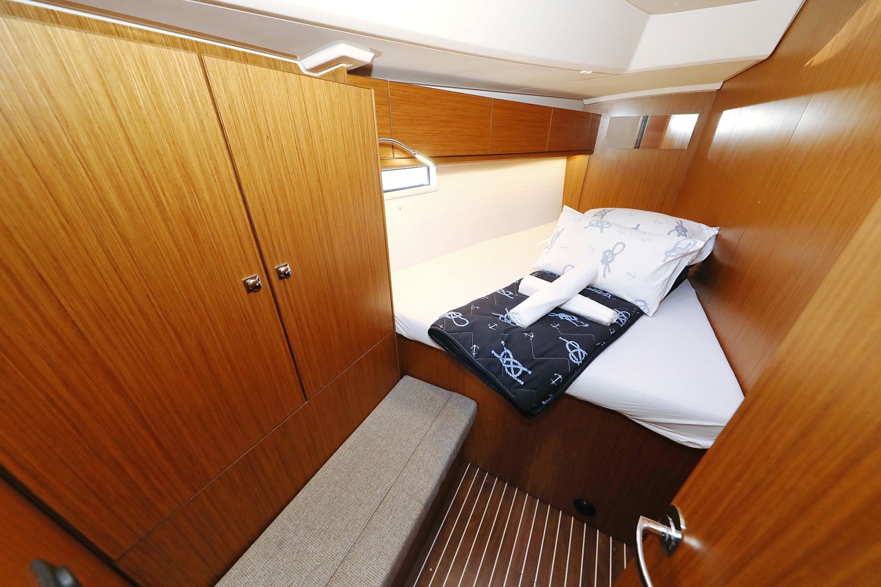 Bavaria Cruiser 46, Rocky I | Yacht Charter Croatia
