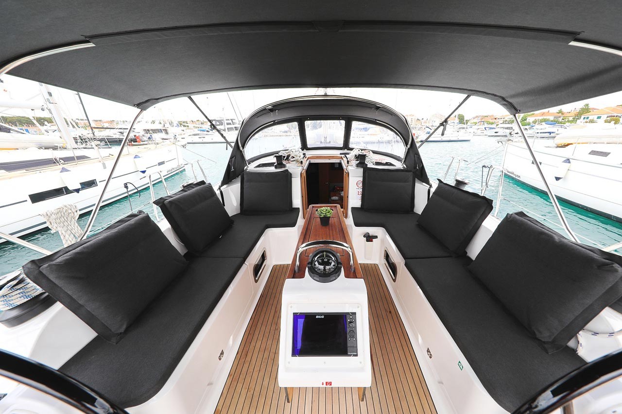 Bavaria Cruiser 46, Enigma | Yacht Charter Croatia