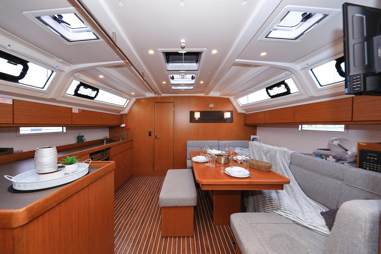 Bavaria Cruiser 46, Enigma | Yacht Charter Croatia