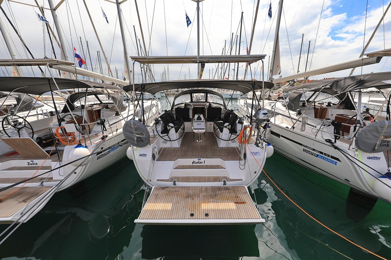 Bavaria Cruiser 46, Aiolos I | Yacht Charter Croatia
