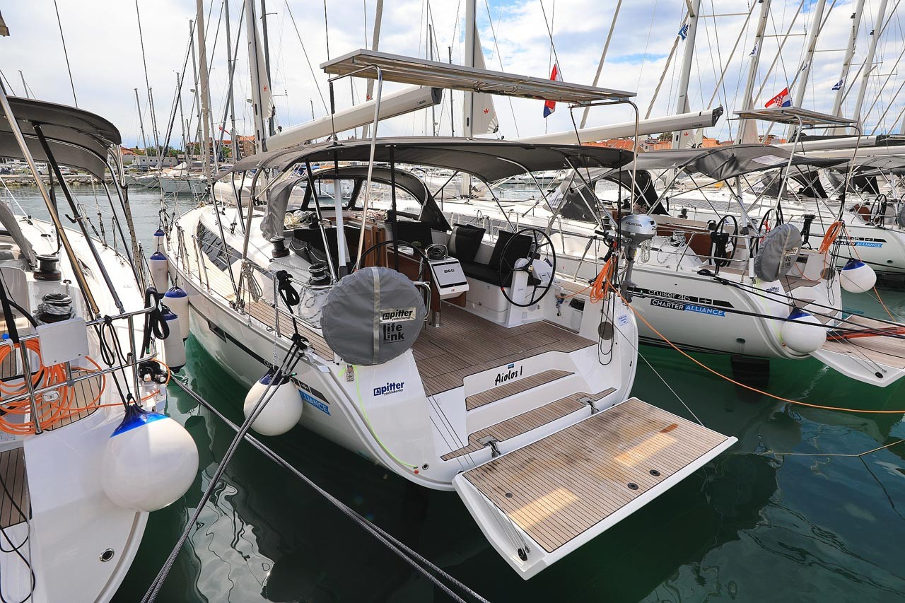 Bavaria Cruiser 46, Aiolos I | Yacht Charter Croatia
