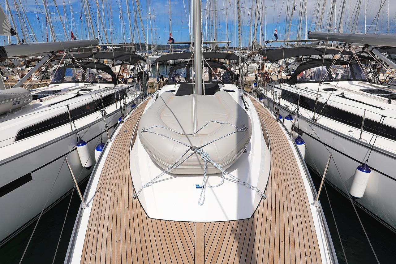 Bavaria Cruiser 46, Aiolos I | Yacht Charter Croatia