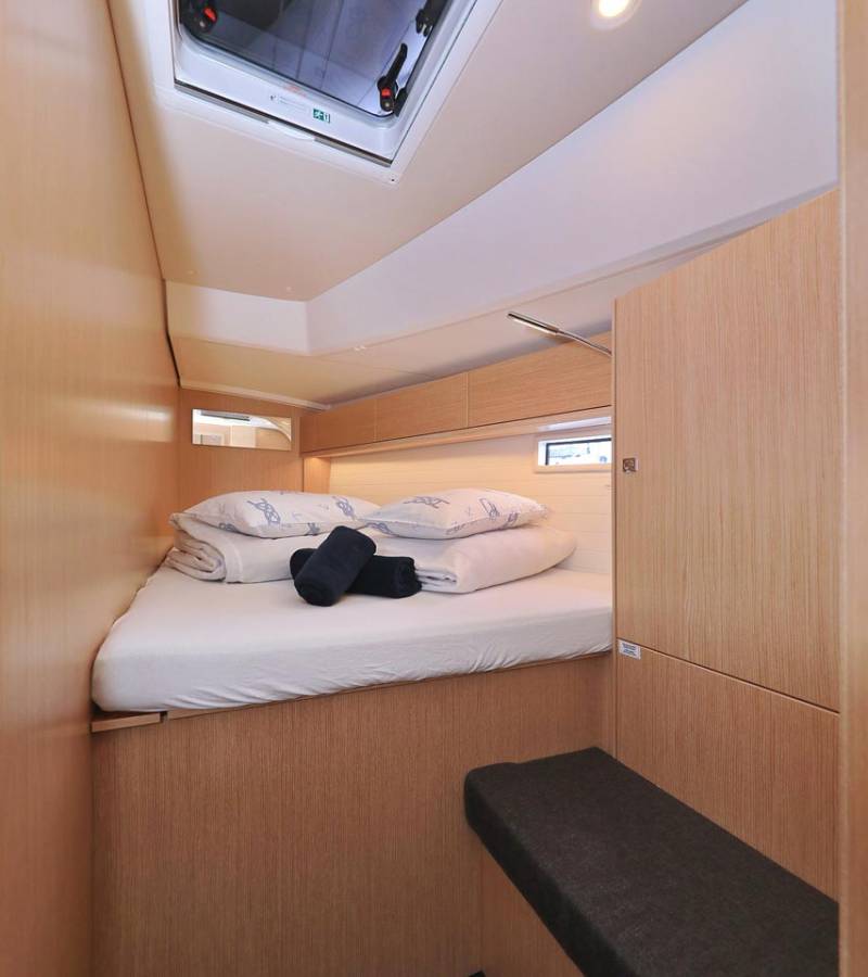 Bavaria Cruiser 46, Aiolos I | Yacht Charter Croatia