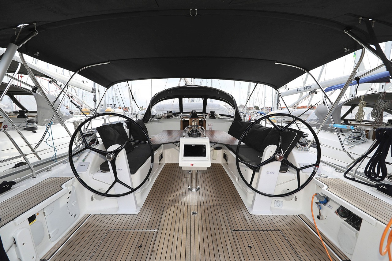 Bavaria Cruiser 46, Rubin | Yacht Charter Croatia