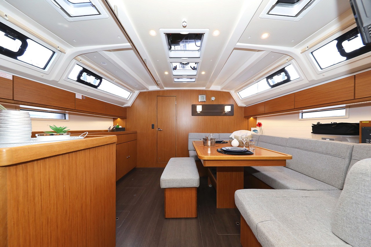 Bavaria Cruiser 46, Rubin | Yacht Charter Croatia
