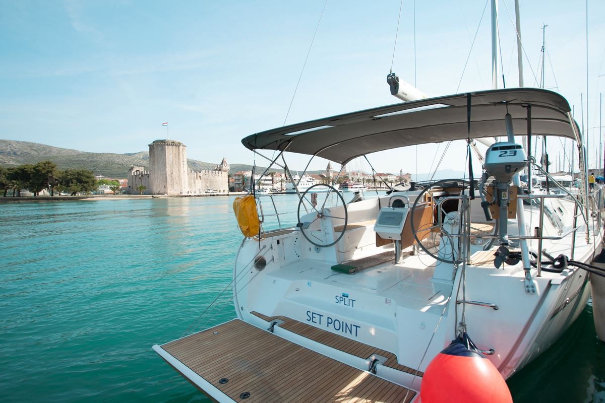 Bavaria Cruiser 46, Set Point | Yacht Charter Croatia