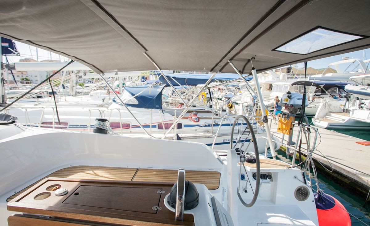 Bavaria Cruiser 46, Set Point | Yacht Charter Croatia