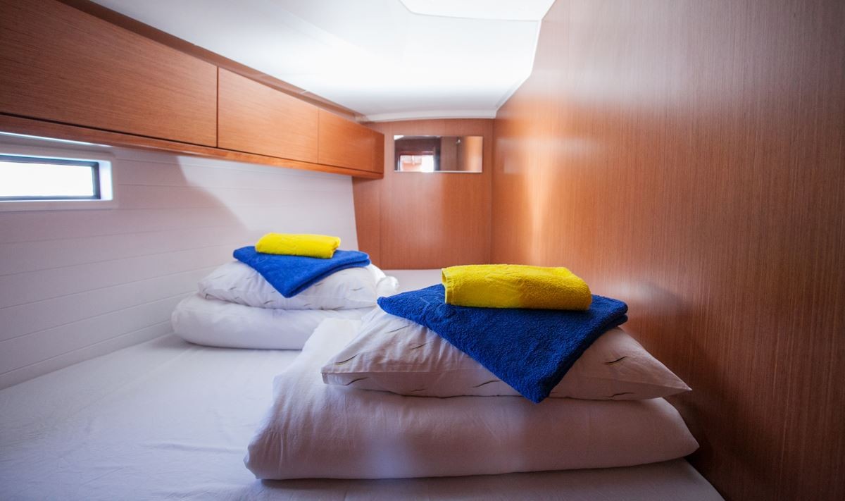 Bavaria Cruiser 46, Set Point | Yacht Charter Croatia