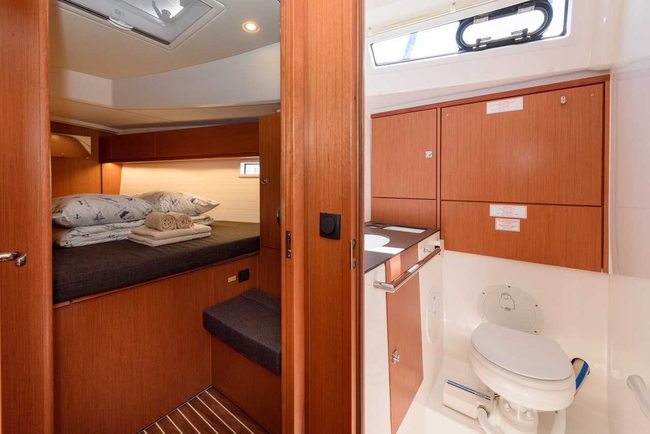 Bavaria Cruiser 46, Factor X | Yacht Charter Croatia