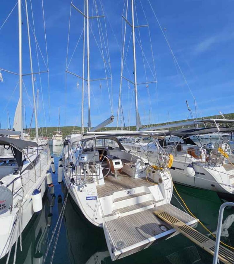 Bavaria Cruiser 46, Tac II | Yacht Charter Croatia