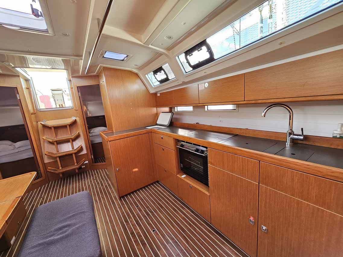 Bavaria Cruiser 46, Tac II | Yacht Charter Croatia