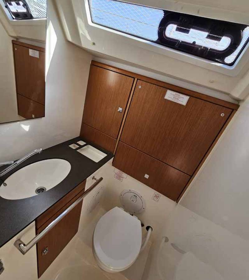 Bavaria Cruiser 46, Tac II | Yacht Charter Croatia