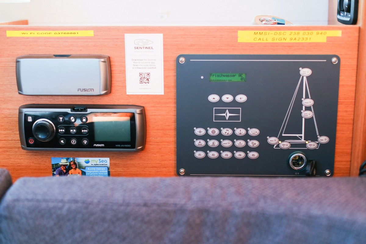 Bavaria Cruiser 46, Apollon | Yacht Charter Croatia