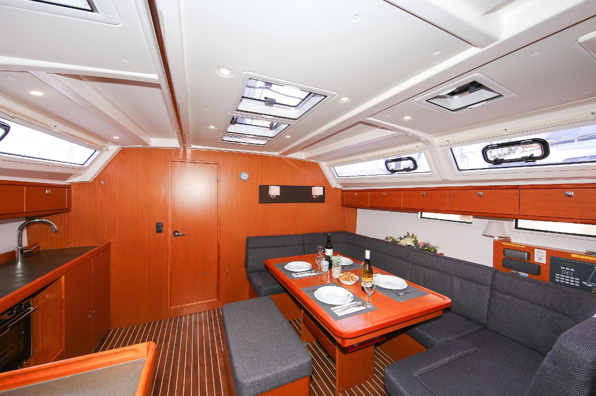 Bavaria Cruiser 46, Apollon | Yacht Charter Croatia