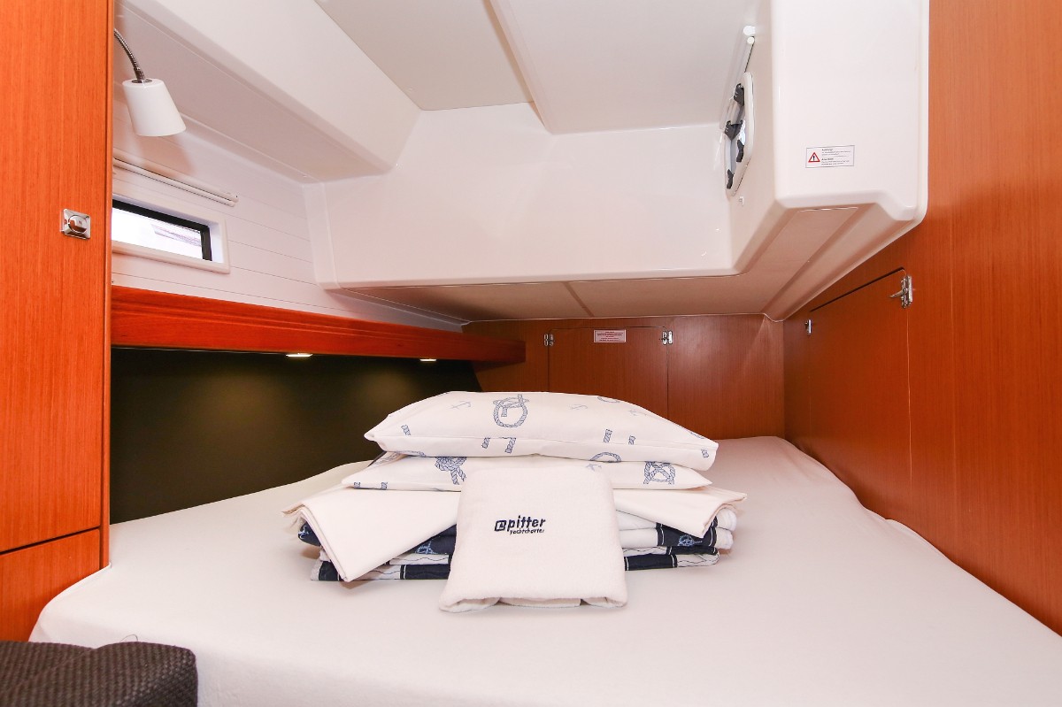 Bavaria Cruiser 46, Apollon | Yacht Charter Croatia