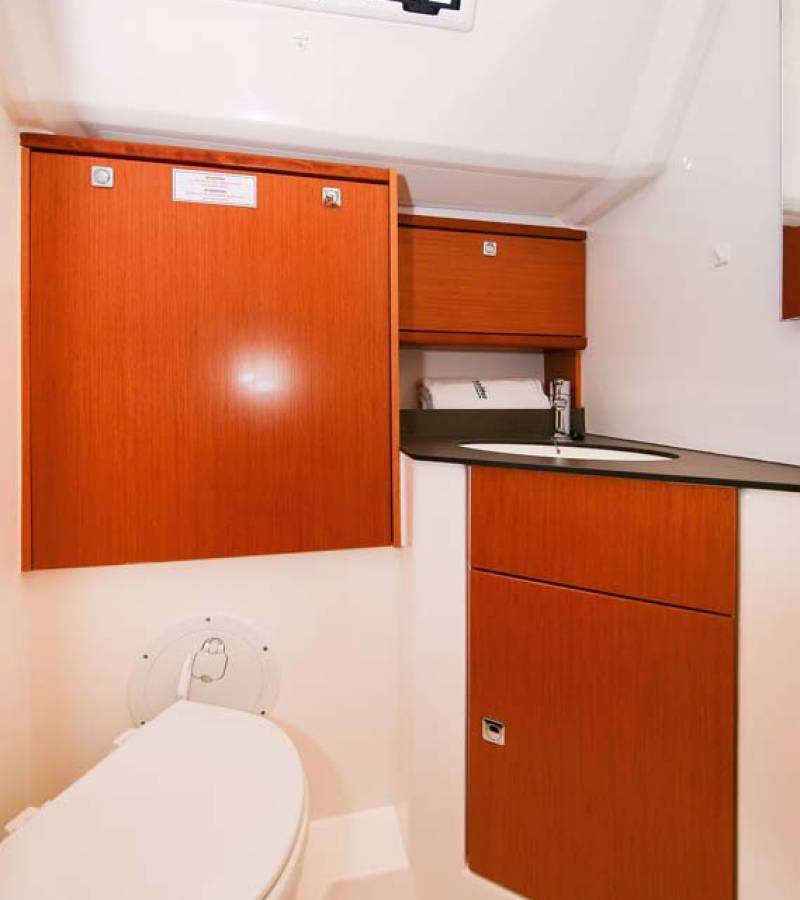 Bavaria Cruiser 46, Apollon | Yacht Charter Croatia