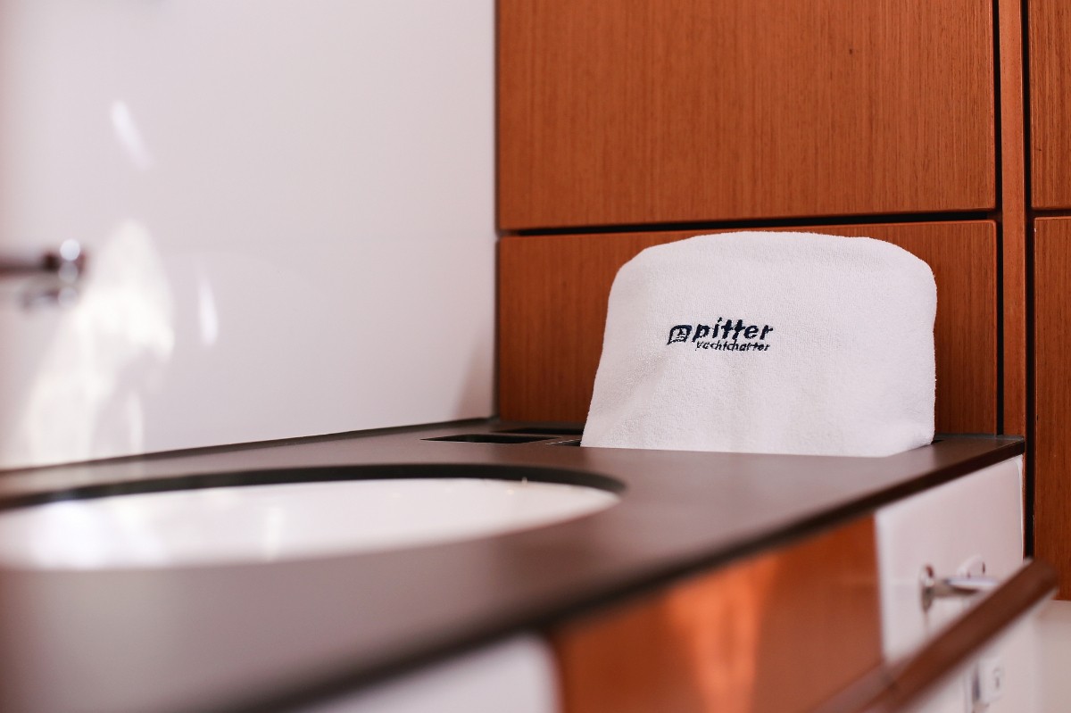 Bavaria Cruiser 46, Apollon | Yacht Charter Croatia