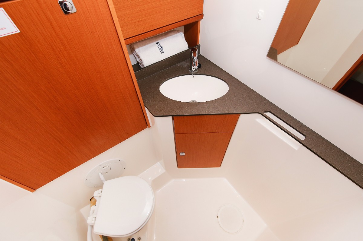 Bavaria Cruiser 46, Apollon | Yacht Charter Croatia