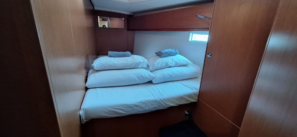 Bavaria Cruiser 46, Galeb | Yacht Charter Croatia