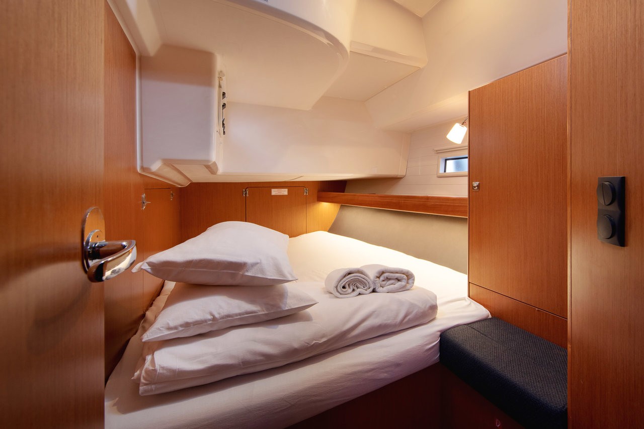 Bavaria Cruiser 46, Solarić | Yacht Charter Croatia
