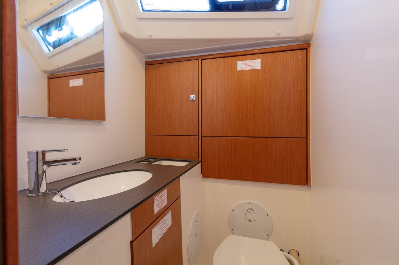 Bavaria Cruiser 46, Solarić | Yacht Charter Croatia