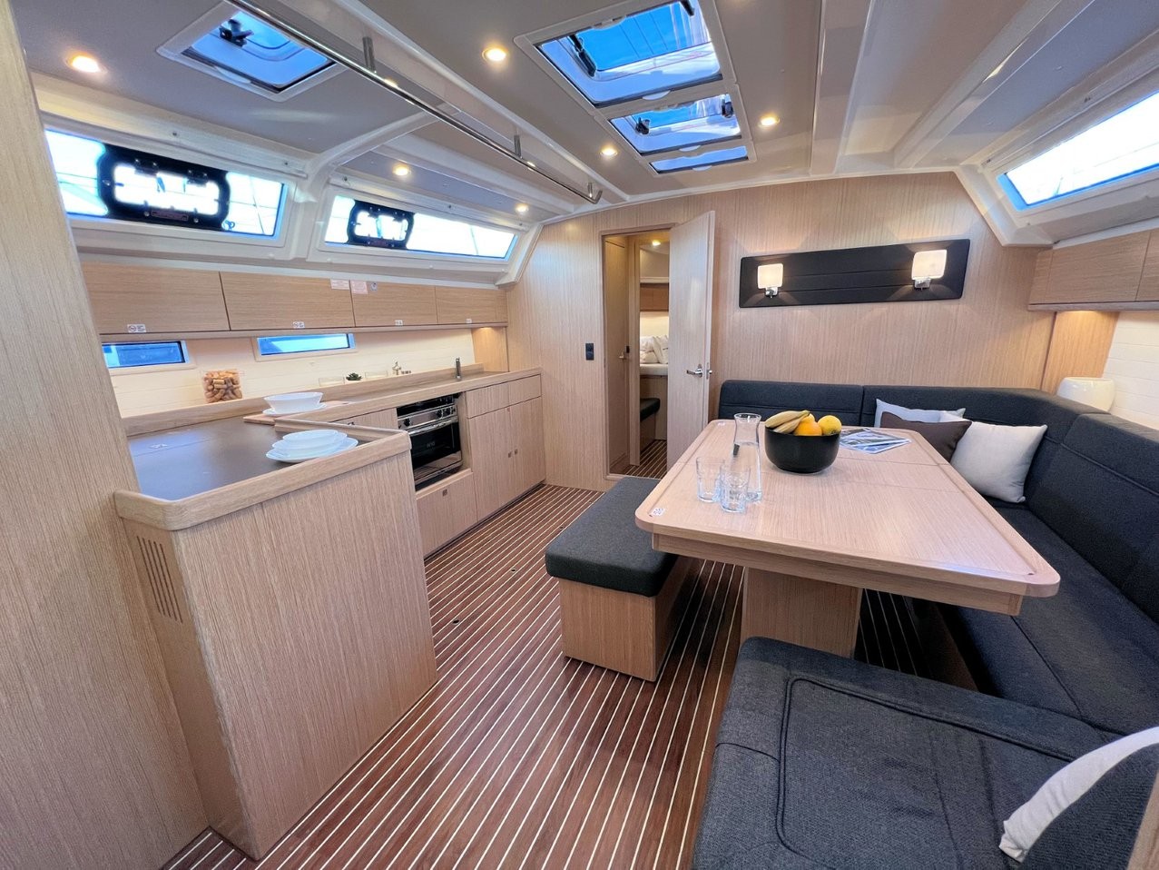 Bavaria Cruiser 46, Noelle | Yacht Charter Croatia