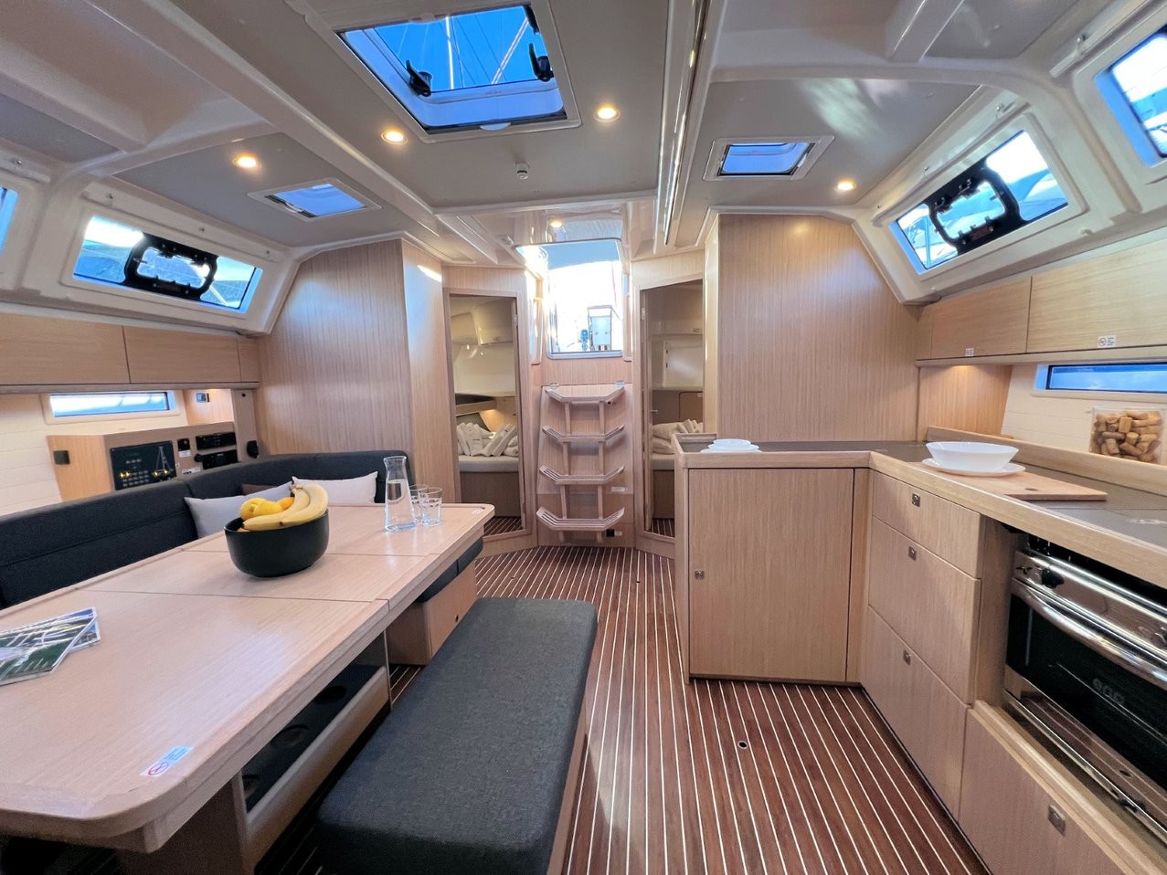 Bavaria Cruiser 46, Noelle | Yacht Charter Croatia
