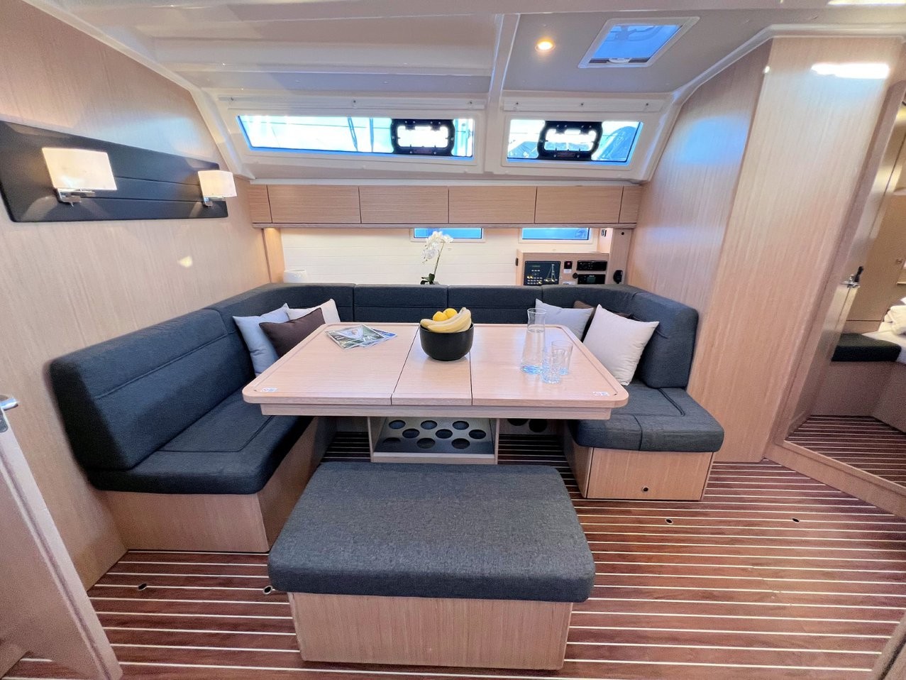 Bavaria Cruiser 46, Noelle | Yacht Charter Croatia