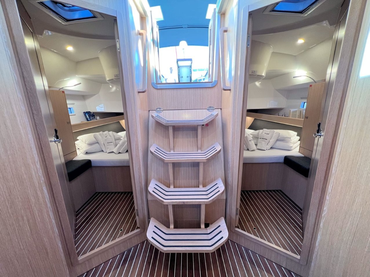 Bavaria Cruiser 46, Noelle | Yacht Charter Croatia