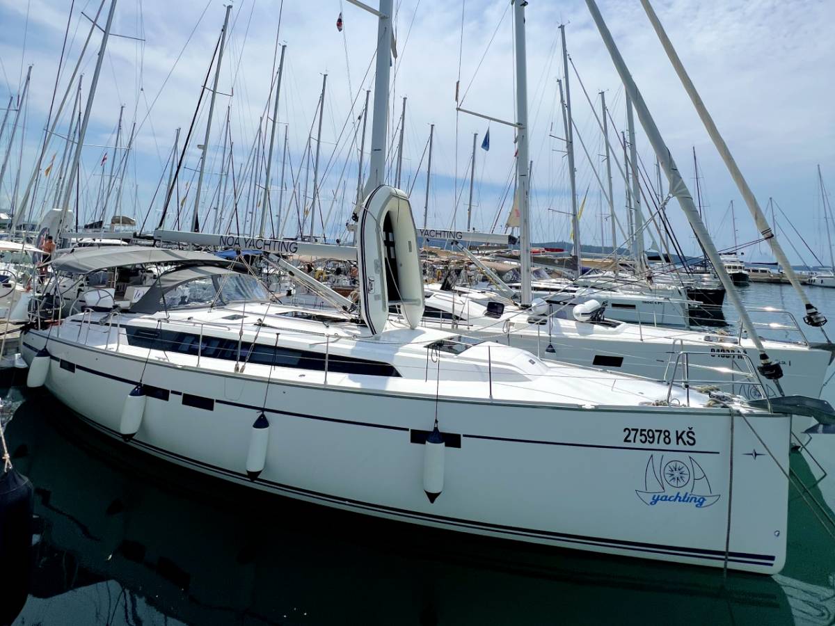 Bavaria Cruiser 46, Amazing Grace | Yacht Charter Croatia