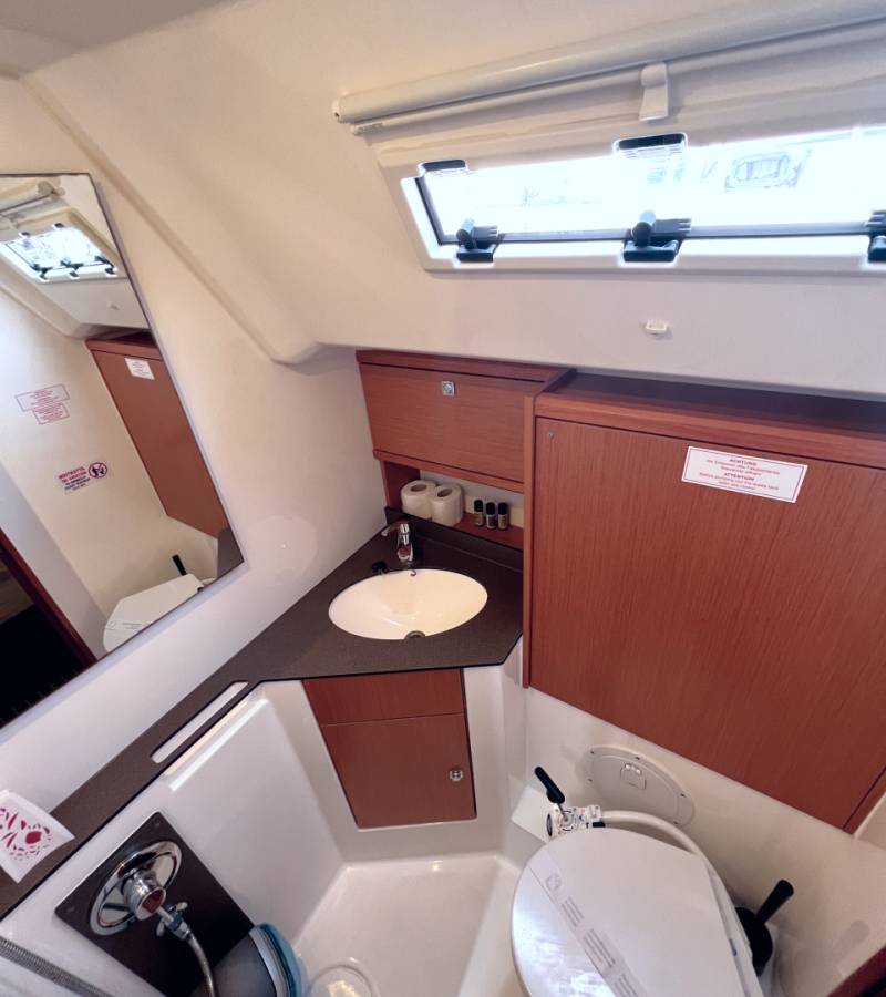Bavaria Cruiser 46, Amazing Grace | Yacht Charter Croatia