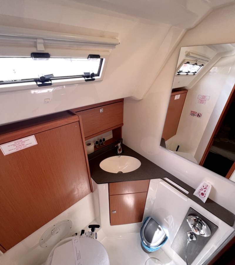 Bavaria Cruiser 46, Amazing Grace | Yacht Charter Croatia