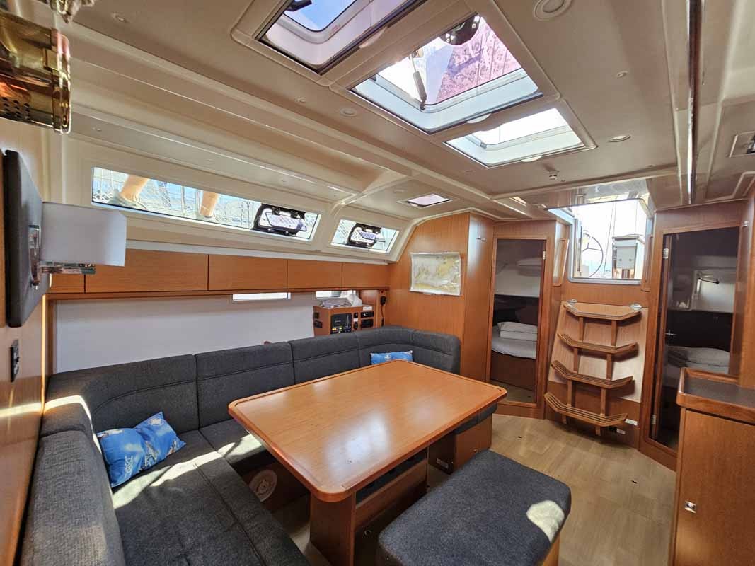 Bavaria Cruiser 46, Elsa | Yacht Charter Croatia