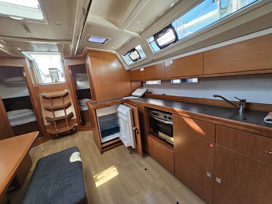 Bavaria Cruiser 46, Elsa | Yacht Charter Croatia