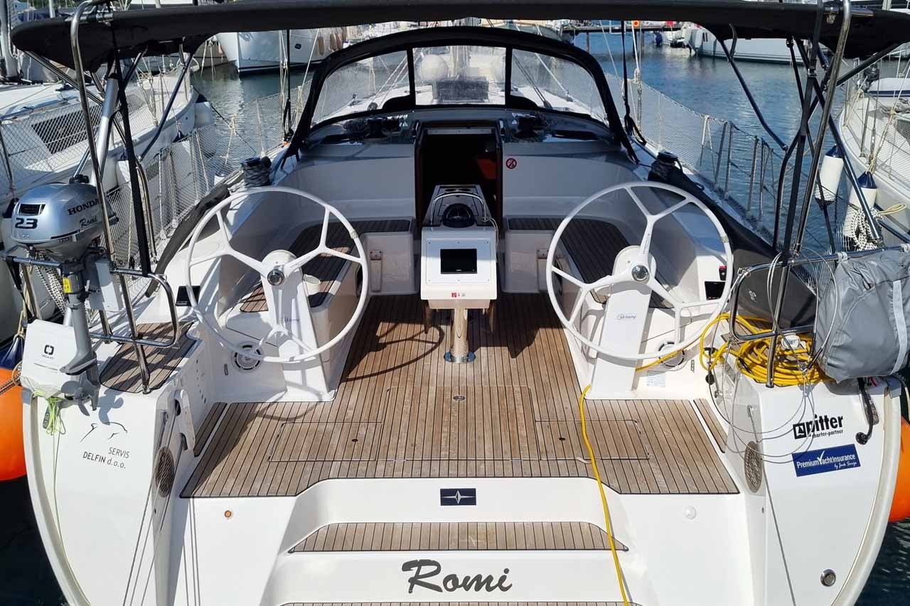 Bavaria Cruiser 46, Romi | Yacht Charter Croatia