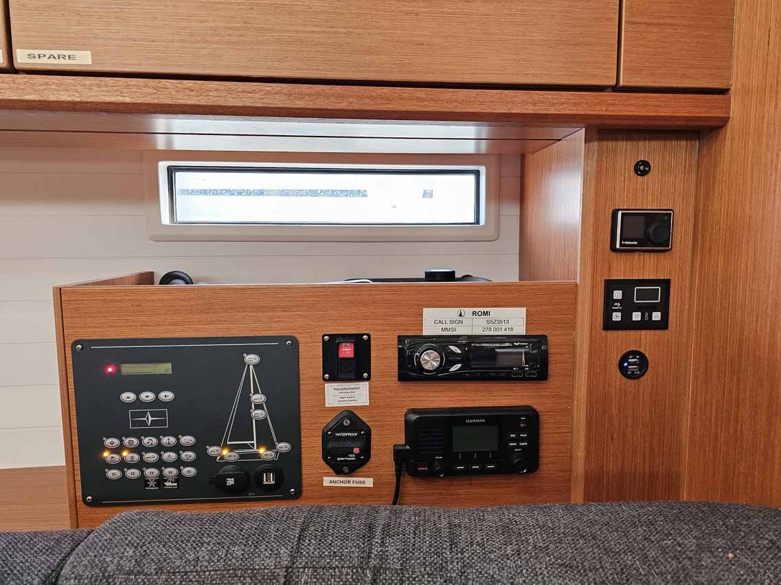 Bavaria Cruiser 46, Romi | Yacht Charter Croatia