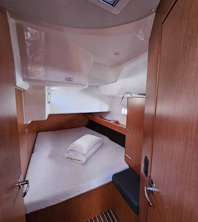 Bavaria Cruiser 46, Romi | Yacht Charter Croatia