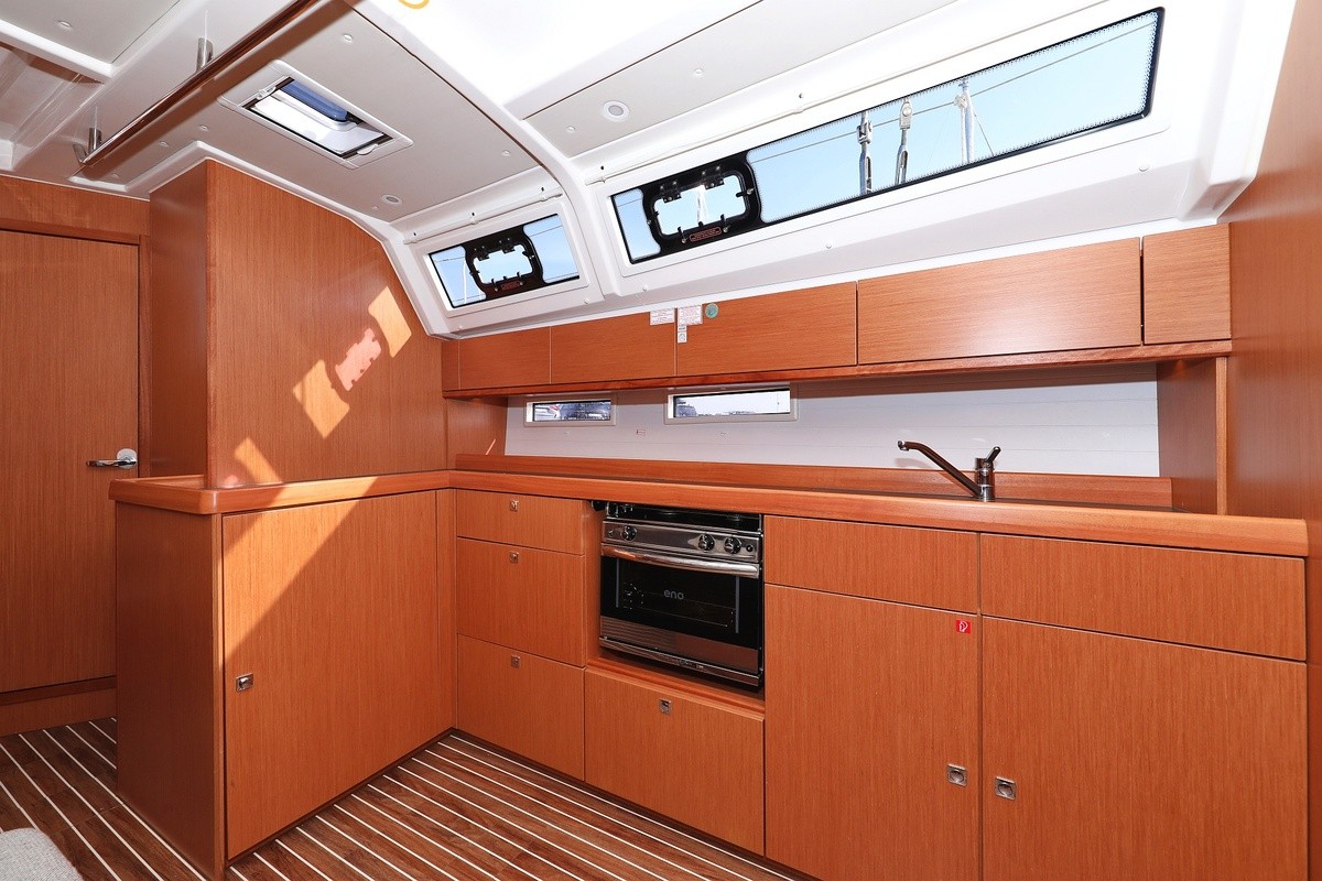 Bavaria Cruiser 46, Summer Jazz | Yacht Charter Croatia