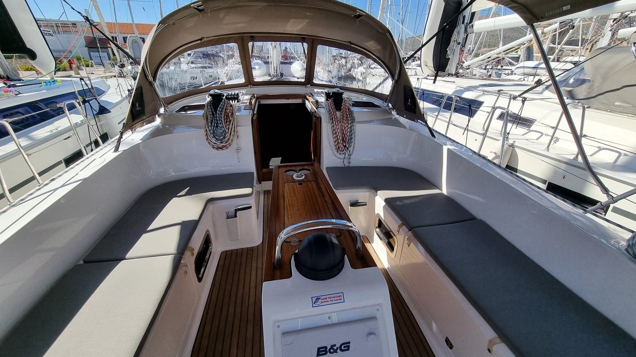 Bavaria Cruiser 46, Iustitia | Yacht Charter Croatia